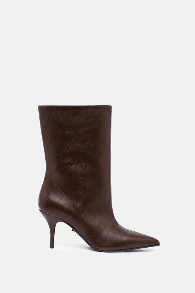 4. Twenty Fourhaitch collection shoes 2026